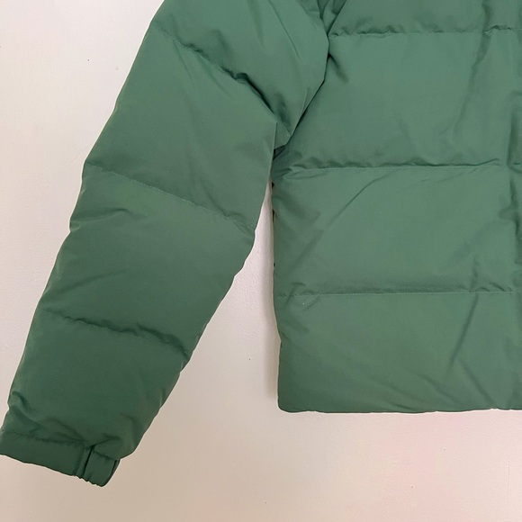 NWT Women’s Patagonia Downdrift Jacket in Sublime Green, Size XS - Picture 7 of 7
